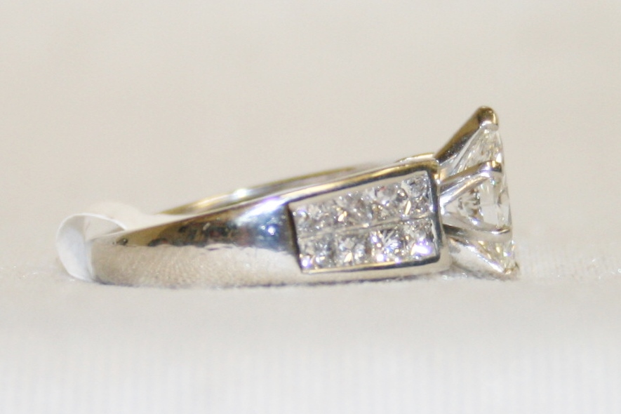 White Gold Marquise Cut Diamond Engagement Ring – 1.47ct TW