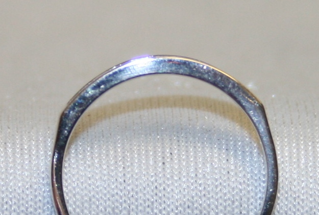 Platinum Diamond Wedding Band – 0.20ct TW