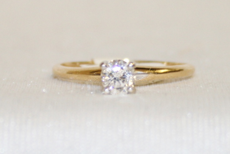 Diamond Solitaire Ring – 0.44ct.
