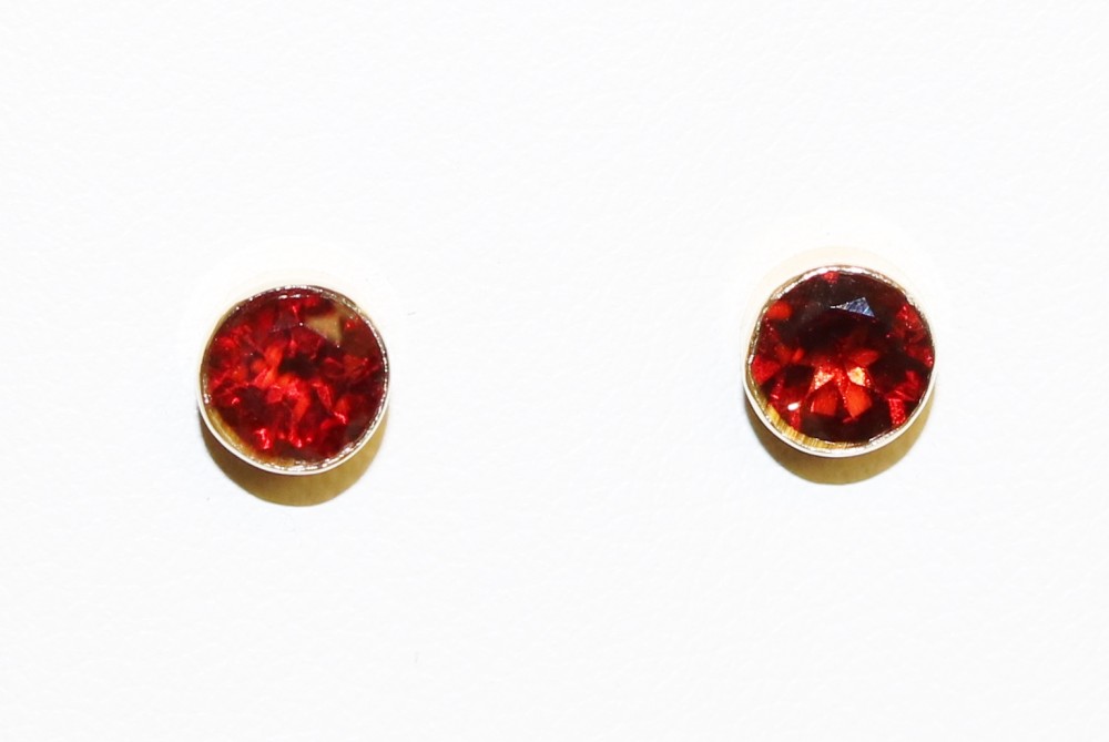 5mm Garnet Stud Earrings Yellow Gold