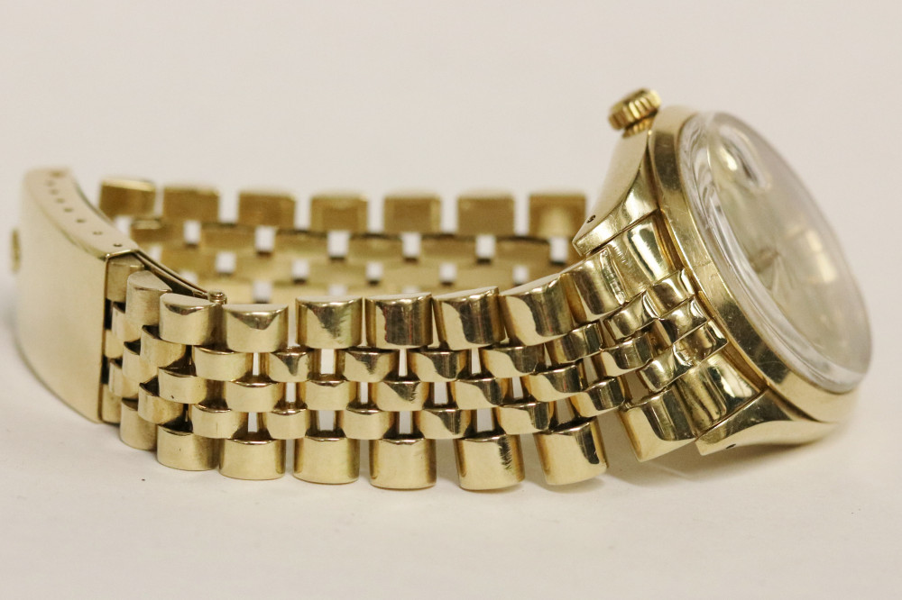 Rolex Date Oyster Perpetual 14kt Yellow Gold