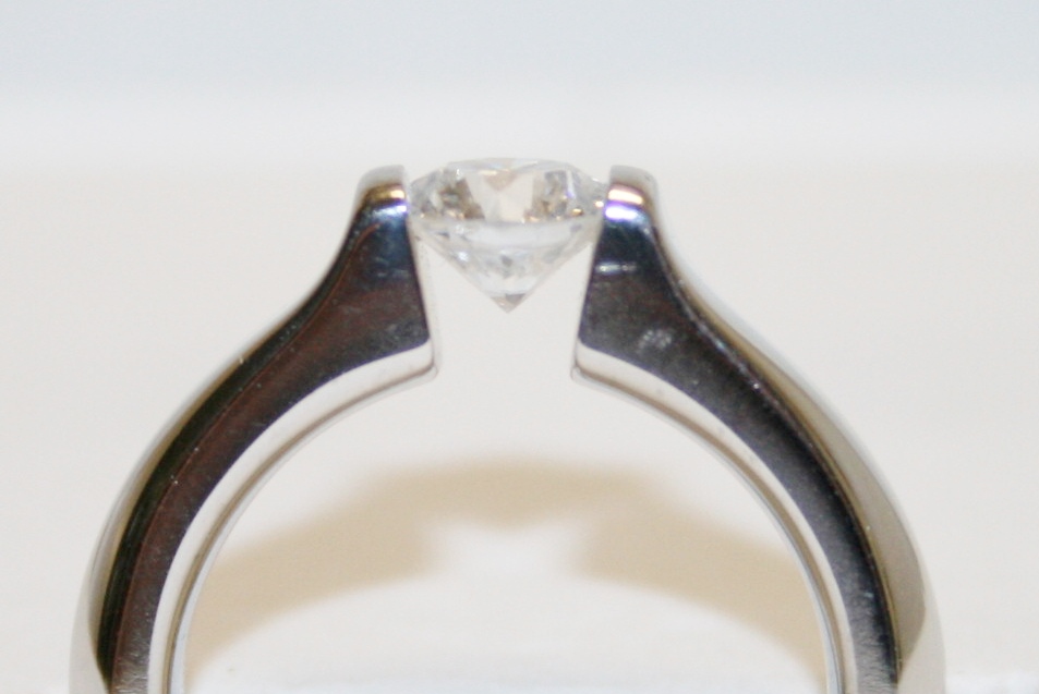 Steven Kretchmer Diamond Solitaire Ring – 0.64ct. Diamond Weight