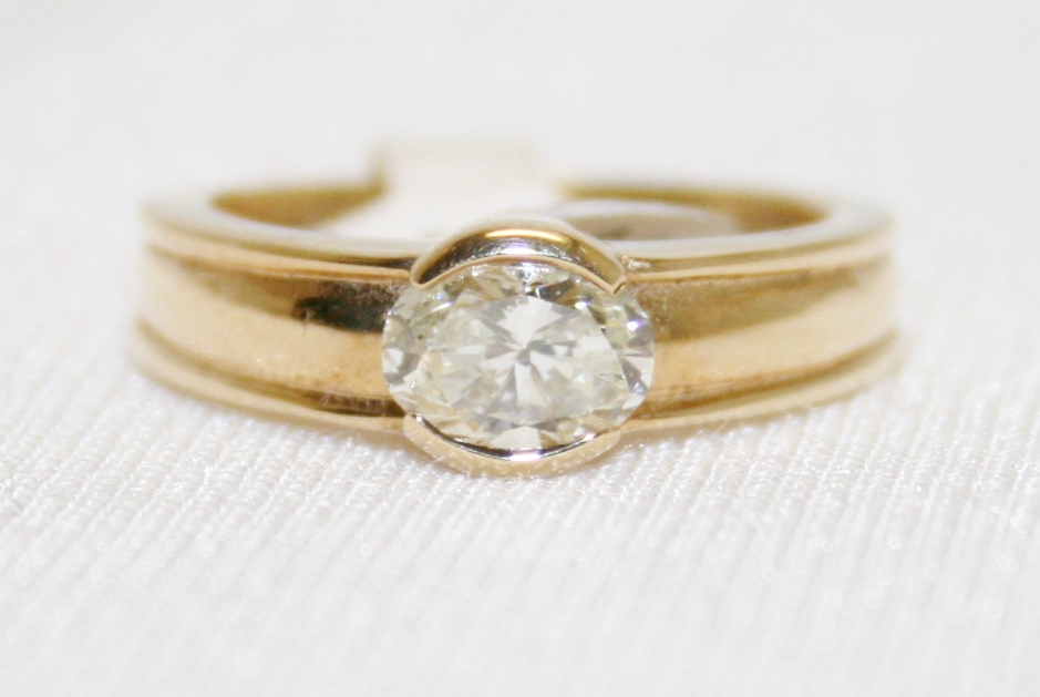 Oval Diamond Ring – 0.75ct.