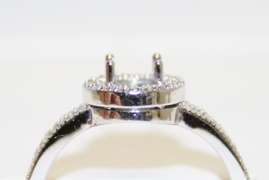Simon G. Diamond Semi-Mount Ring