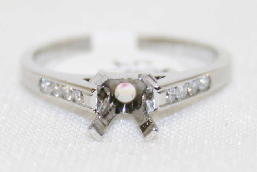 Jabel Diamond Semi-Mount Engagement Ring