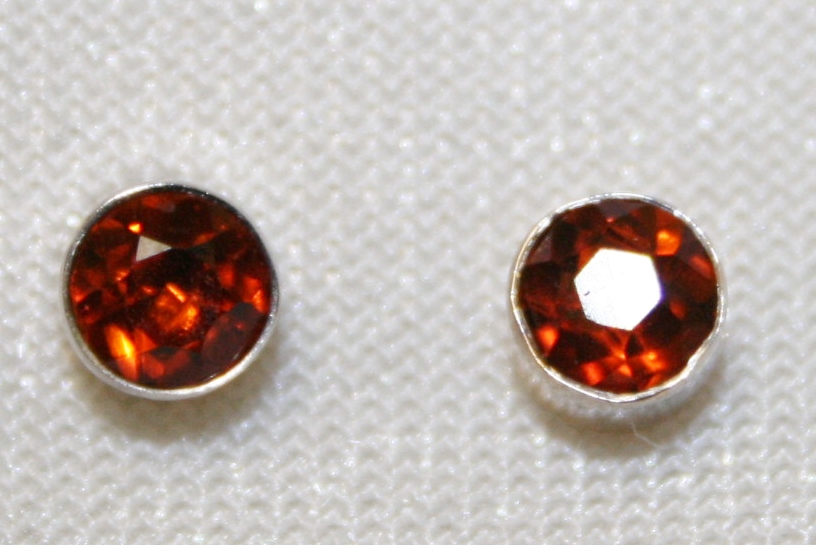 5mm Citrine Stud Earrings White Gold