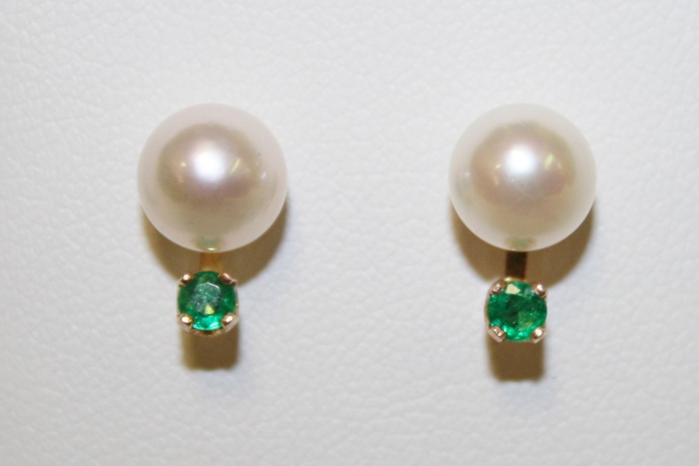 7mm Cultured Pearl and Emerald Studs