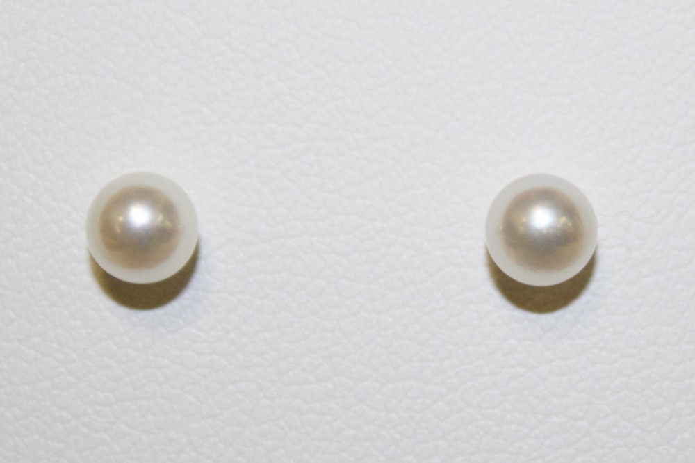 5mm Cultured Pearl Studs