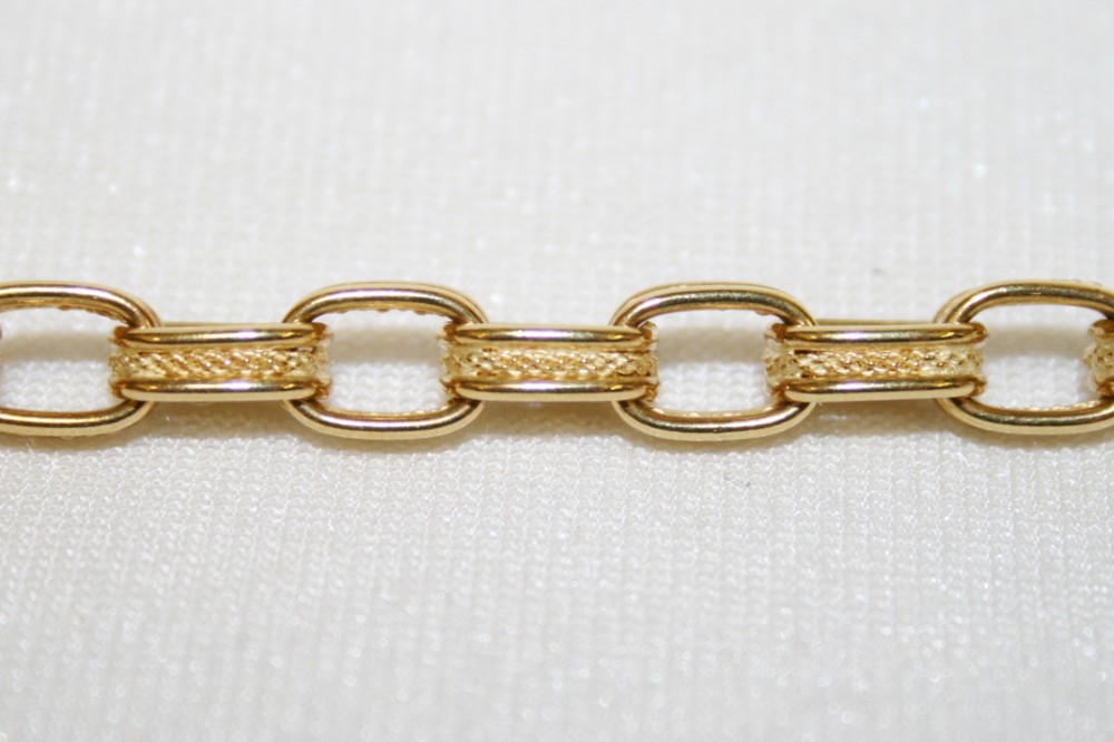 Solid Textured Link Bracelet