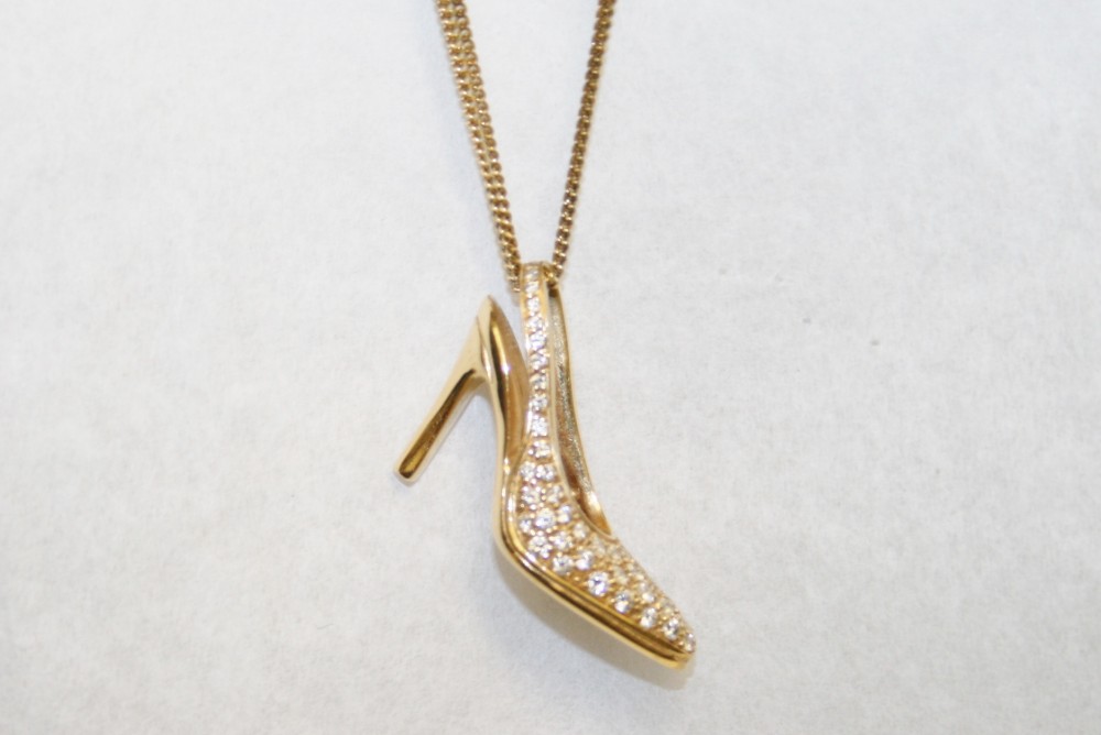 Alfieri & St. John Yellow Gold Diamond Shoe Pendant