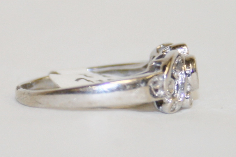 White Gold Diamond Ring – 0.29 ct.