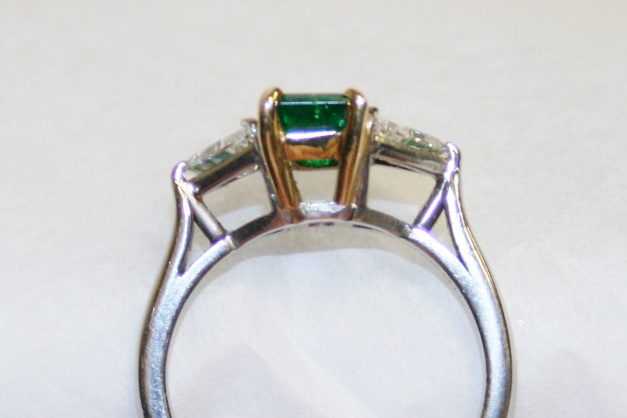 Emerald and Diamond Ring – 1.04ct.