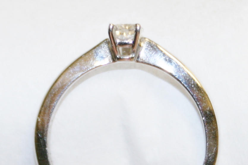 Pear Cut Diamond Engagement Ring – 0.28ct.
