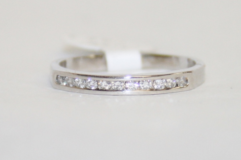 White Gold Diamond Wedding Band – 0.20ct. tw