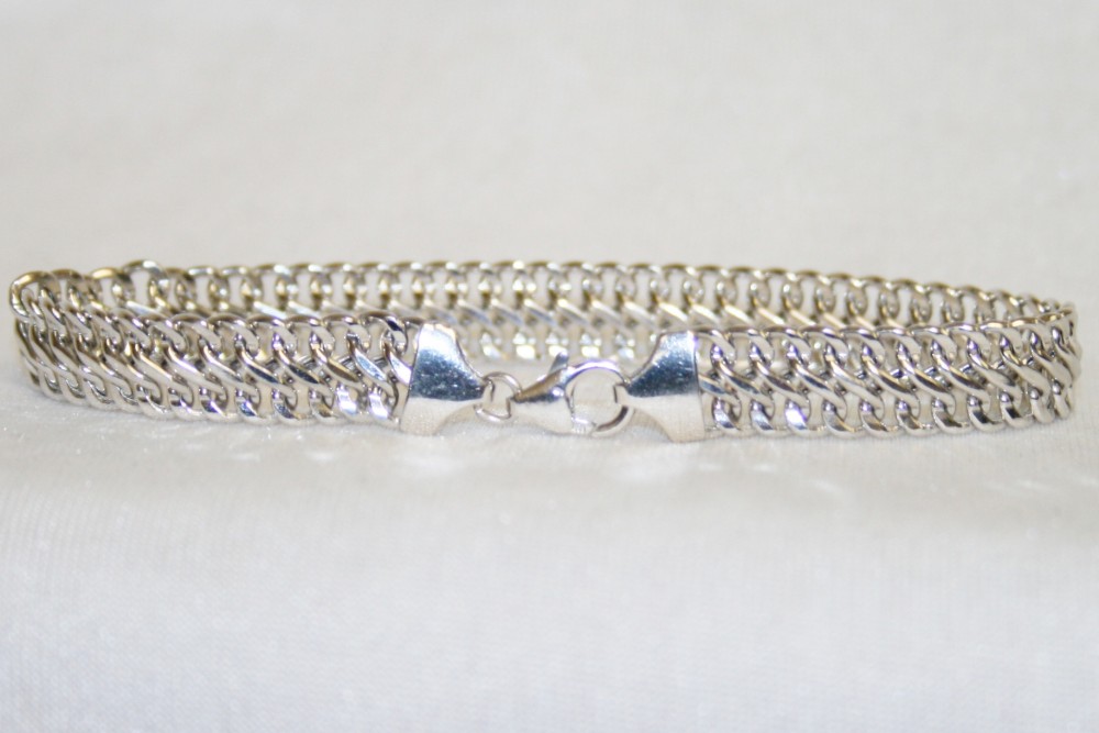 White Gold Link Bracelet