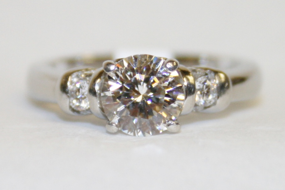 White Gold Diamond Solitaire – 1.01ct. Center