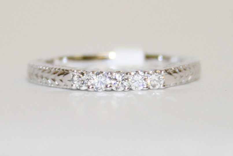 White Gold Antique Style Band – 0.25ct. TW