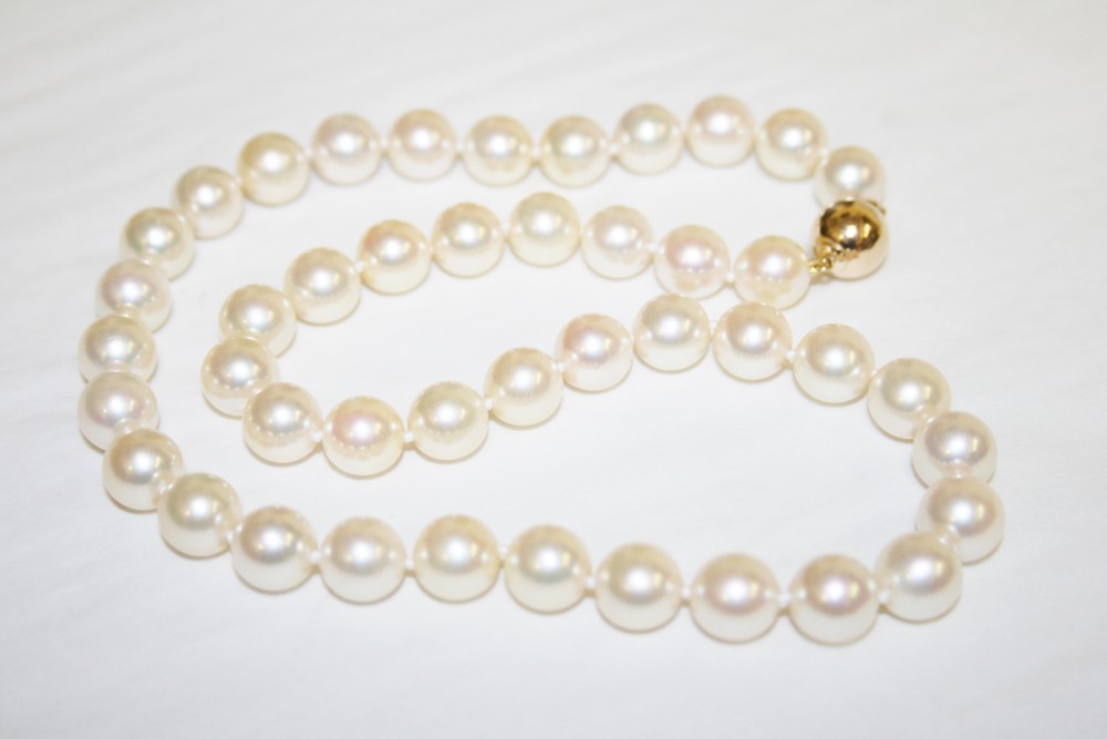 9-9.5mm Akoya Pearl Necklace
