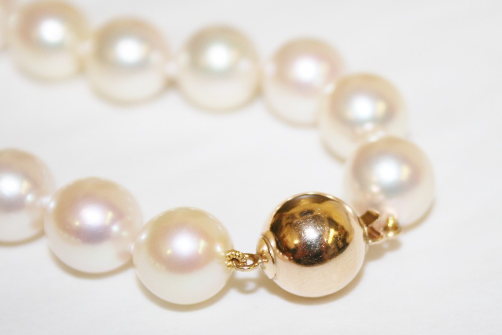 9-9.5mm Akoya Pearl Necklace