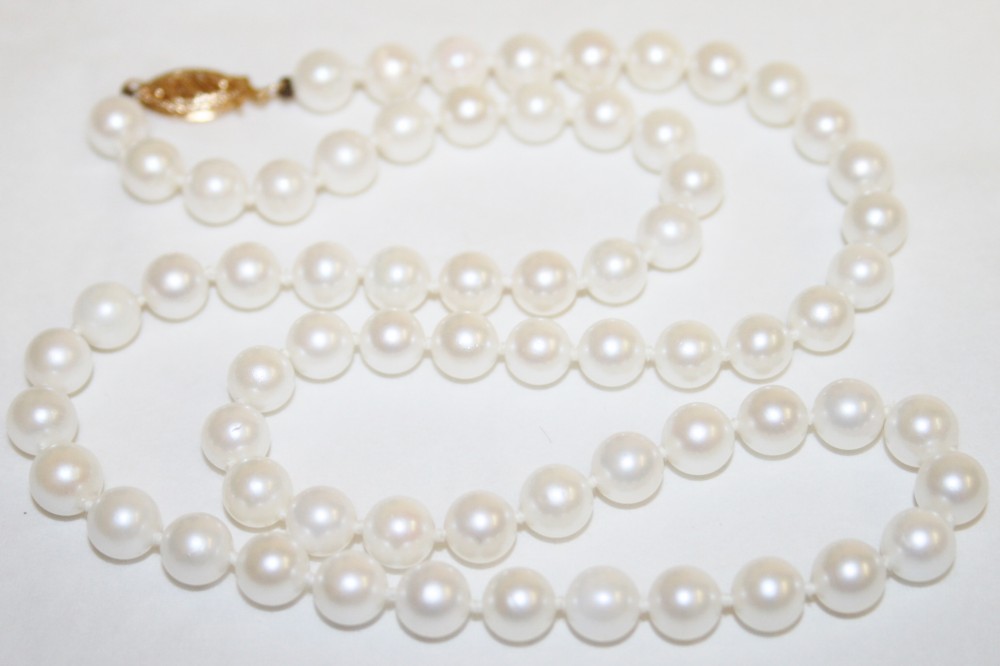 6mm Yellow Gold Pearl Necklace
