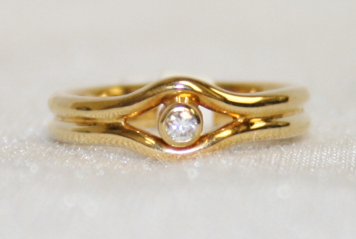 Yellow Gold Diamond Ring – 0.05ct.
