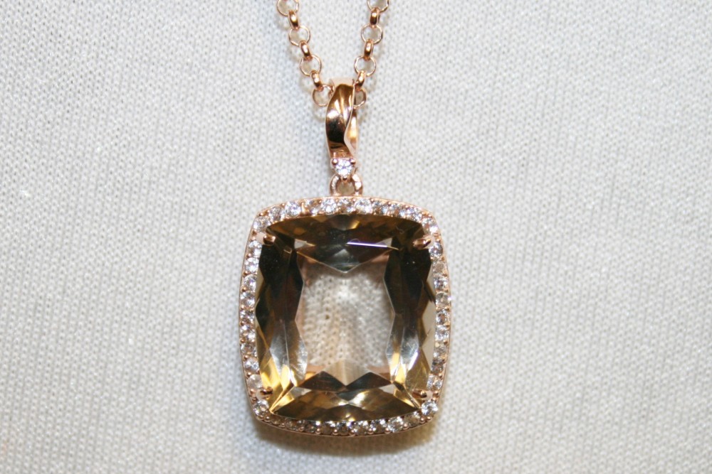Vianna Brasil Rose Gold Vermeil Smoky Quartz Halo Pendant