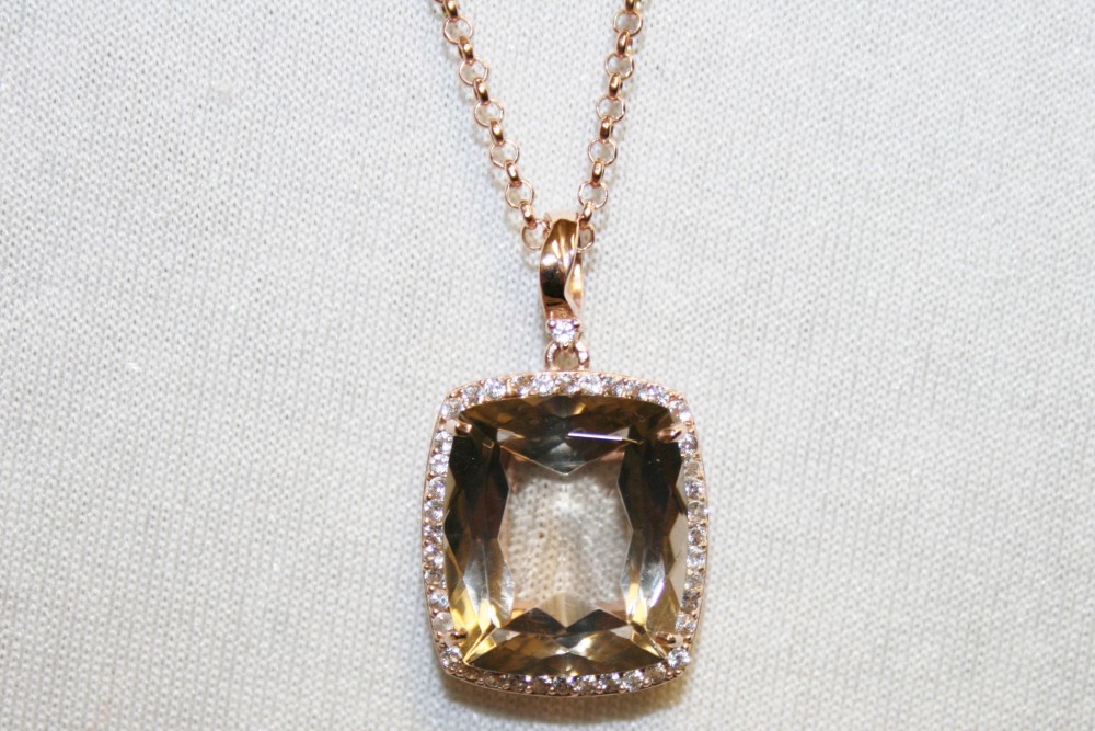 Vianna Brasil Rose Gold Vermeil Smoky Quartz Halo Pendant