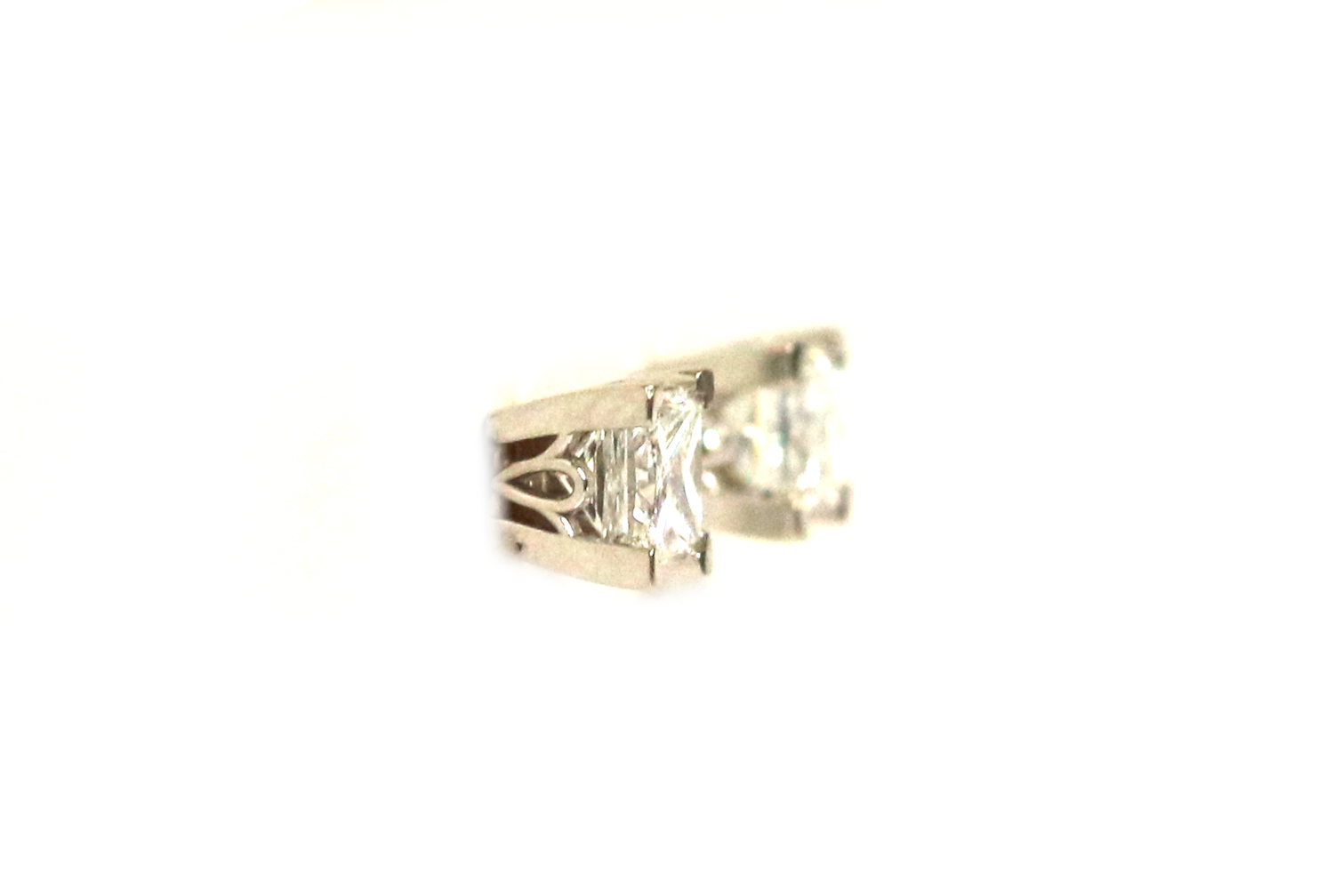 White Gold Princess Cut Diamond Solitaire Stud Earrings – 0.80 ct.