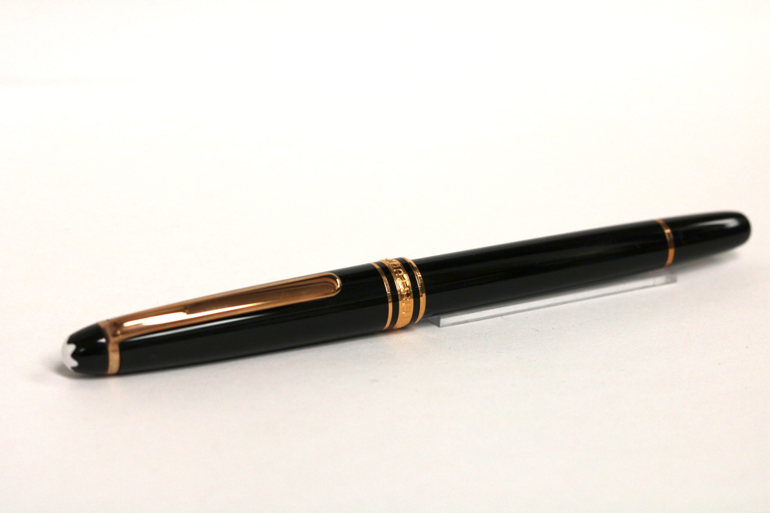 Montblanc 163 Rollerball Pen Black and Rose