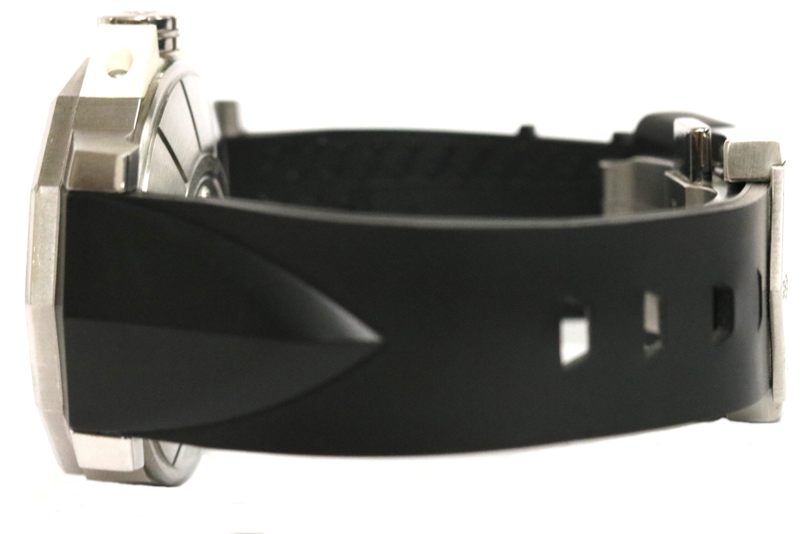 Corum Admirals Cup Diamond Bezel 40mm