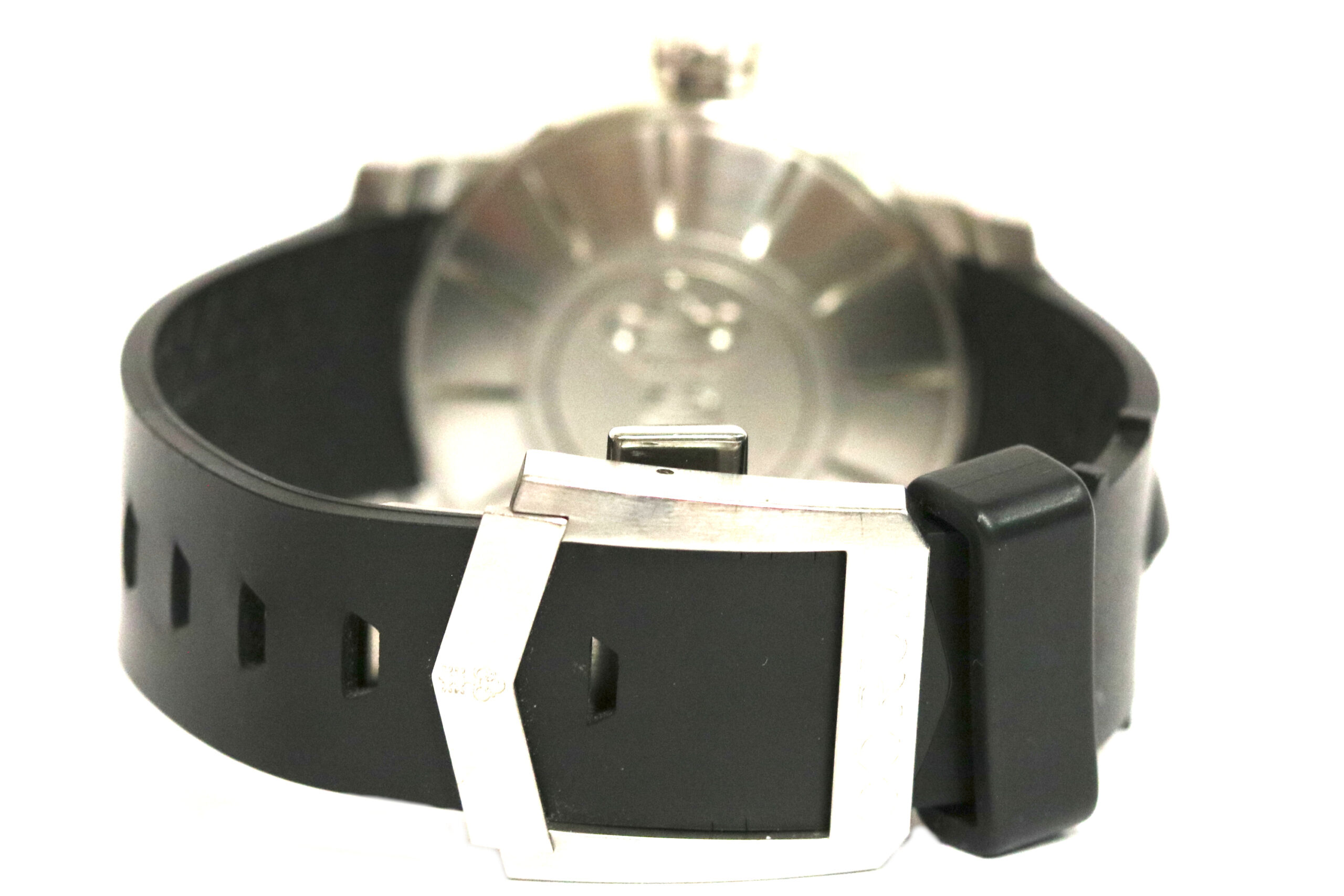 Corum Admirals Cup Diamond Bezel 40mm