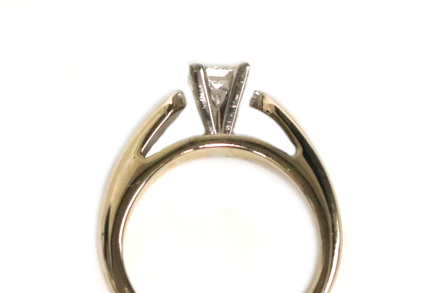 Princess Cut Diamond White Gold Engagement Ring – 0.39ct.