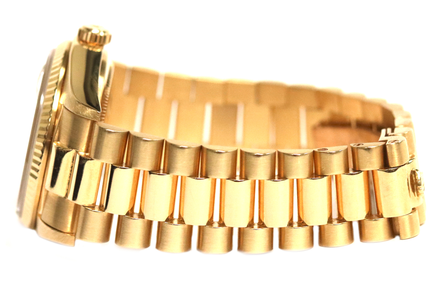 Rolex Oyster Perpetual Day-Date White Roman Dial 18kt Yellow Gold