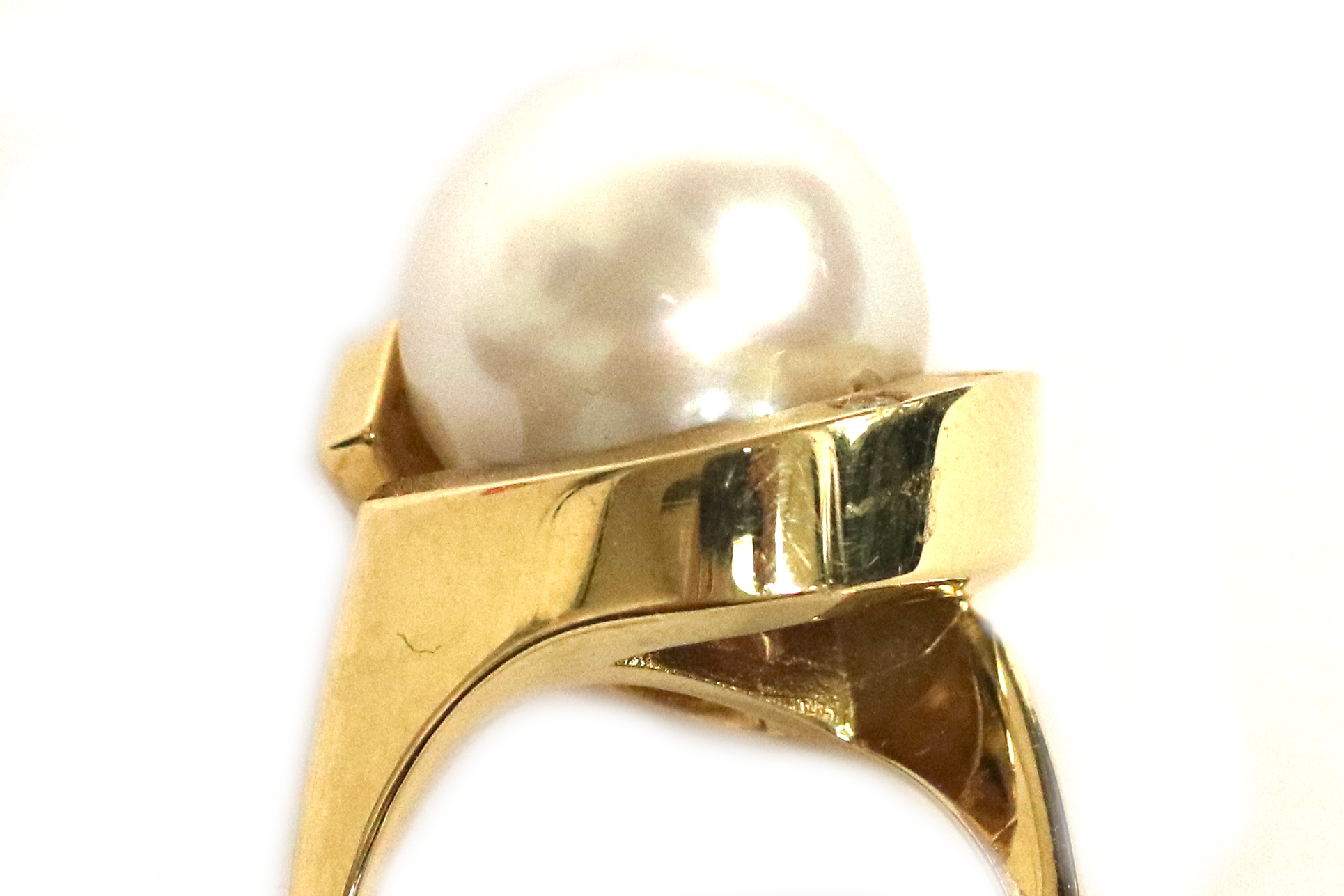 14mm Pearl and Diamond Yellow Gold Ring