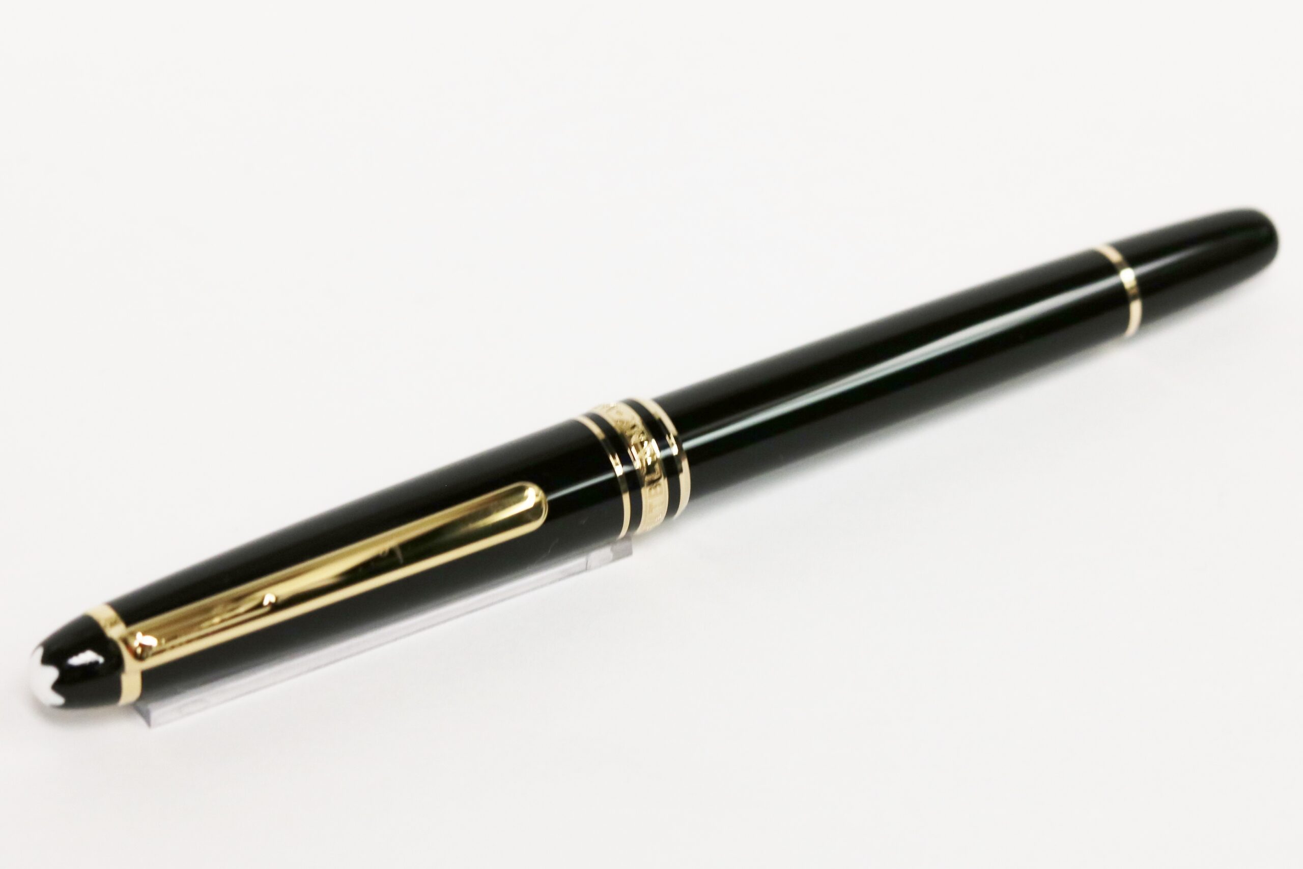 Montblanc Classique 163 Rollerball Black and Gold