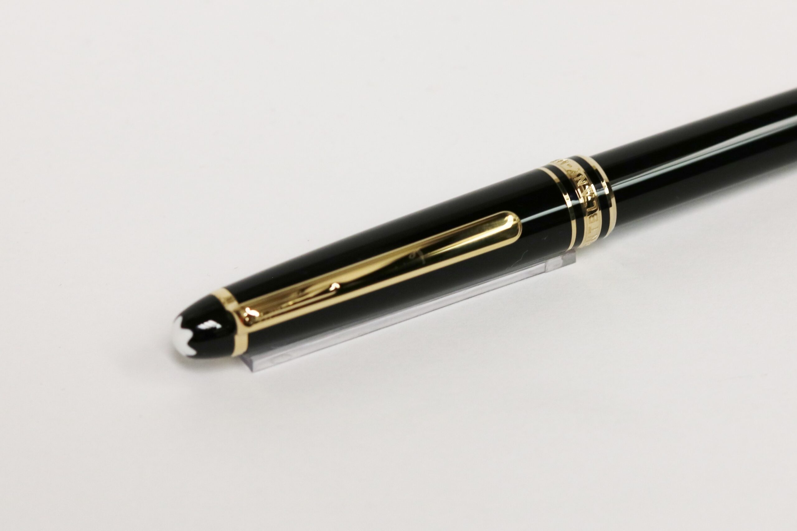 Montblanc Classique 163 Rollerball Black and Gold