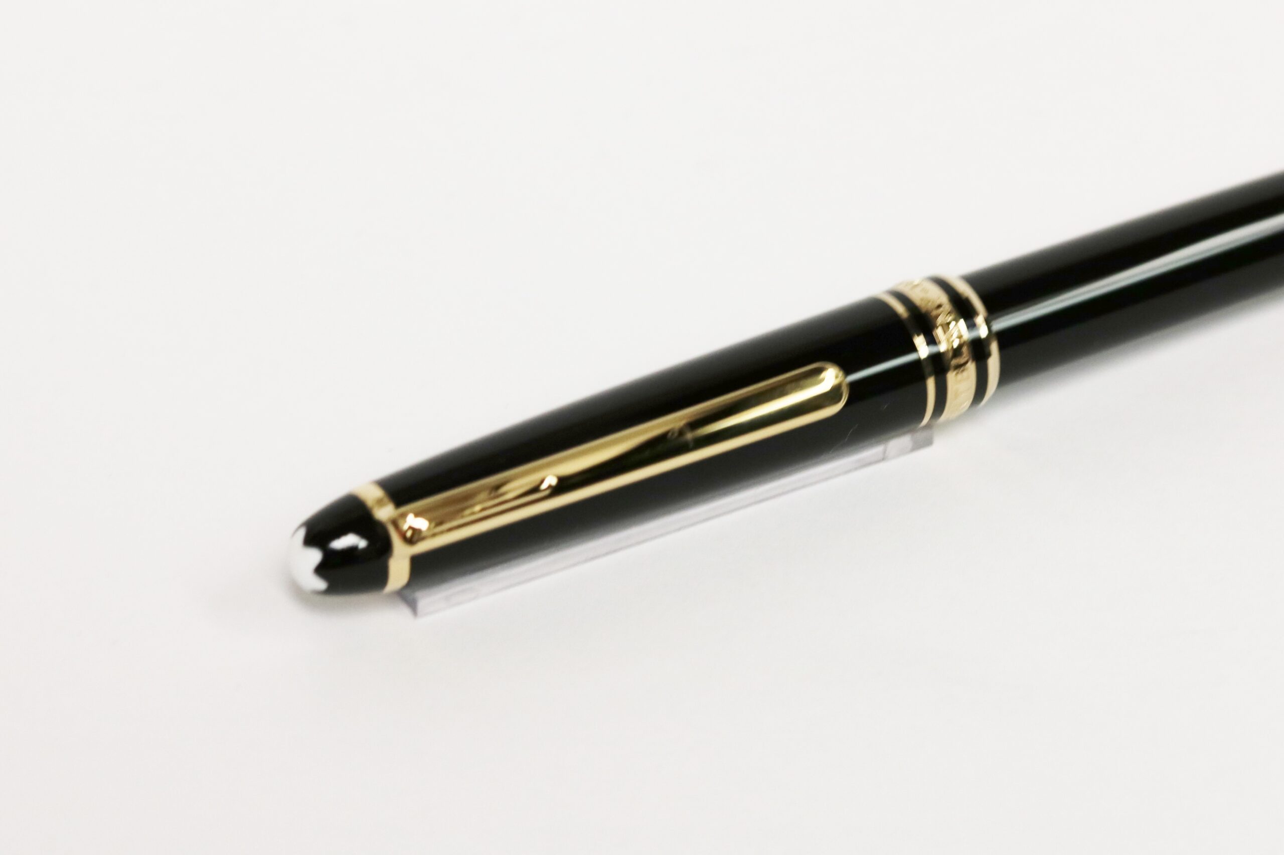 Montblanc Classique 163 Rollerball Black and Gold