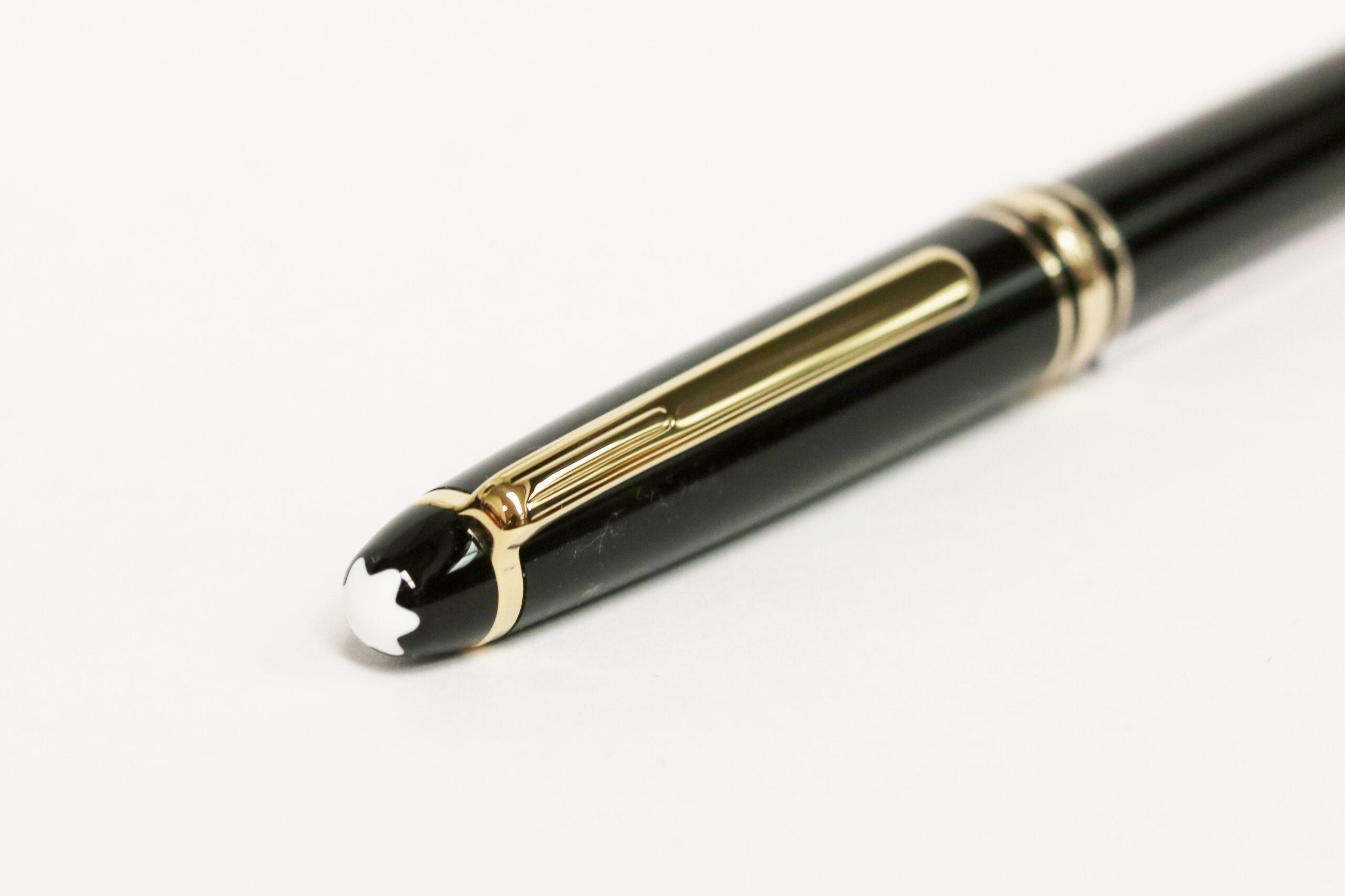 Montblanc Classic Rollerball Black and Yellow Gold